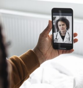 Zumbi dos Palmares firma parceria com a Galileu e leva IA à saúde dos alunos