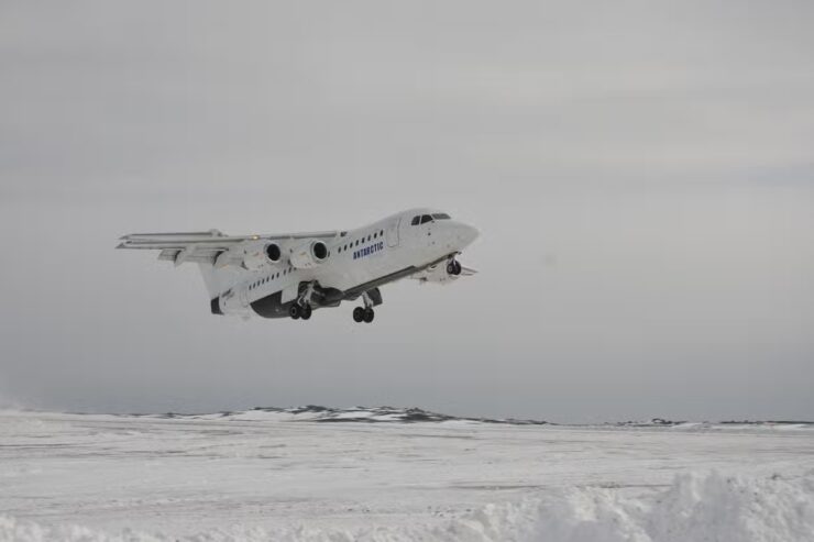 Civitatis lança expedições à Antártida de avião ou cruzeiro