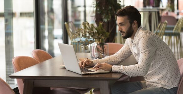 Quantidade de sites supera 1,2 bilhão no mundo em 2025