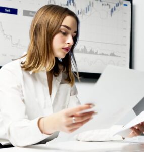 Mulheres ainda são minoria entre investidores no Brasil