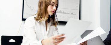 Mulheres ainda são minoria entre investidores no Brasil