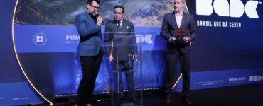 Agência recebe prêmio no evento Brasil que Dá Certo