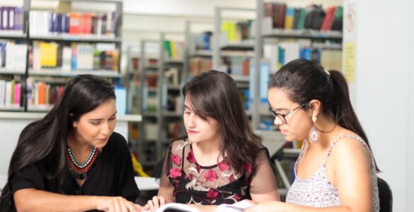 Profissionais com competências humanas ganham força em meio ao avanço da IA