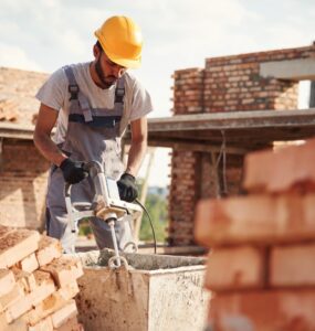 Reforma Casa Brasil e 13º salário elevam a expectativa no varejo de construção