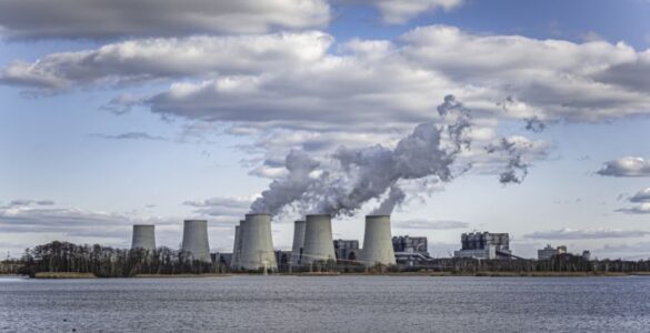 Lula estipula prazo para fim de combustíveis fósseis