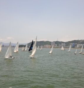 Soamar promove 52ª Regata Marinha do Brasil e encerra temporada em Santos