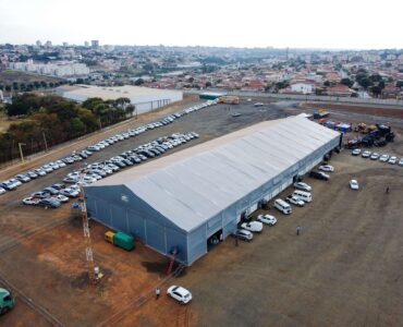 Galpões lonados ganham espaço na armazenagem industrial