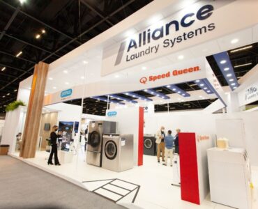 Alliance lança linha de lavadoras que maximiza o ROI, na Lavtech 2025