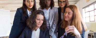 Empreendedorismo feminino ajuda expandir setores de serviços