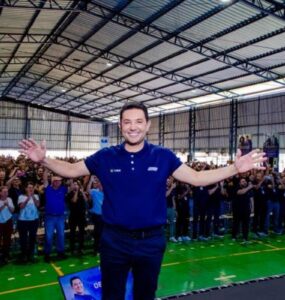 Gazin bate recorde de R$ 11 bilhões e anuncia 14º salário