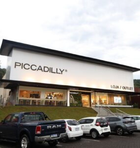 PICCADILLY Company anuncia executivos de mercado na gestão