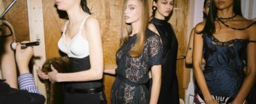 Semana da moda de NY marca as tendências do outono-inverno