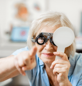 Aposentadoria por visão monocular exige critérios em 2026