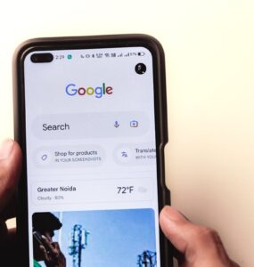 Crescimento da IA reforça papel de SEO e GEO
