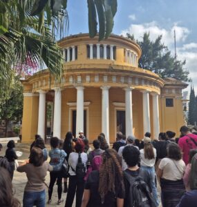 Passeio no Cemitério da Consolação celebra os Modernistas