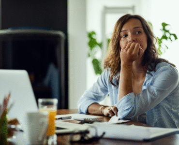 Entrada em vigor da fase punitiva da NR-1 poderá gerar multas a empresas