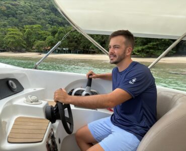 Tap da InfinitePay otimiza vendas de empreendedores do verão