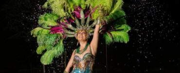 Carnaval impulsiona alta dos acessórios artesanais