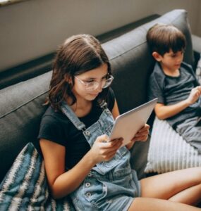 Livro Banho de Floresta combate o excesso de telas