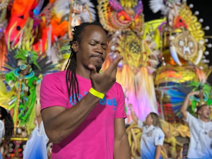 Empresa oferece acessibilidade no carnaval do Rio