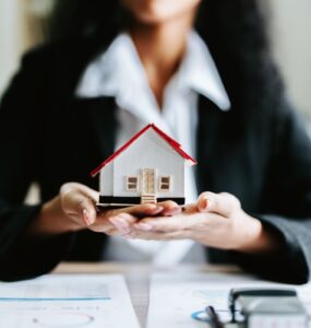 Pesquisa mostra avanço feminino no mercado imobiliário