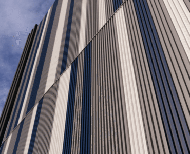 Kingspan destaca evolução das fachadas na Expo Revestir 2026