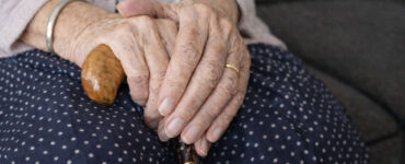 Brasil entra na era da quarta idade e desafia famílias