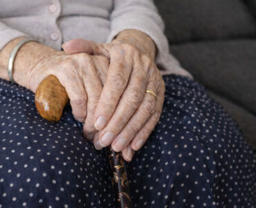 Brasil entra na era da quarta idade e desafia famílias