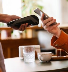 Carnaval movimenta R$ 15 milhões em cartões multibenefícios