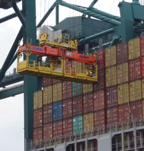 Número de empresas importadoras cresce no Brasil