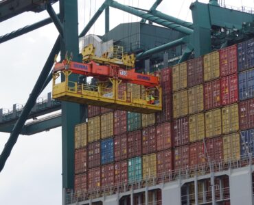 Número de empresas importadoras cresce no Brasil