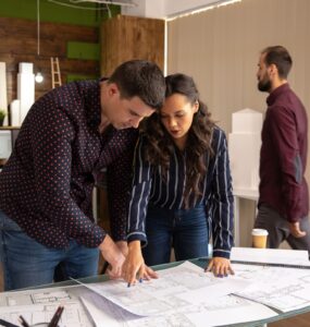 Hoff fortalece conexão com especificadores