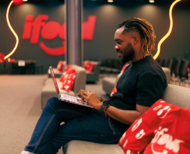 Na era da IA, iFood valoriza trabalho humano com educação