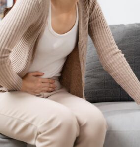 Sintomas ignorados atrasam diagnóstico da endometriose