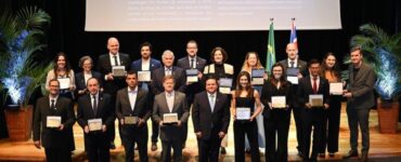 Projeto Águias concede 200 bolsas para capacitação de jovens