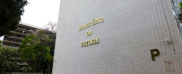 Contador de Goiânia explica como abrir empresas em 24h