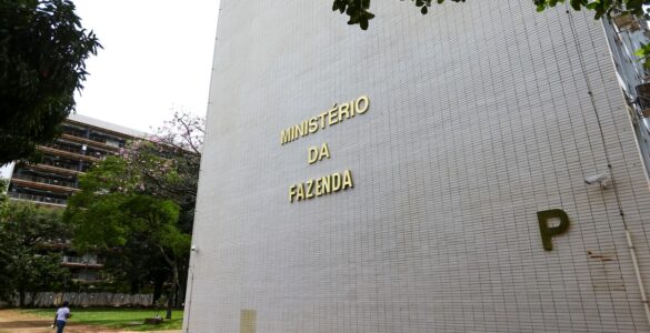 Contador de Goiânia explica como abrir empresas em 24h