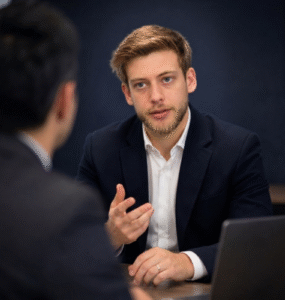 Juros acima de 400% elevam risco financeiro das empresas