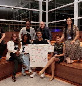 +1Code: projeto conecta jovens ao mercado de tecnologia