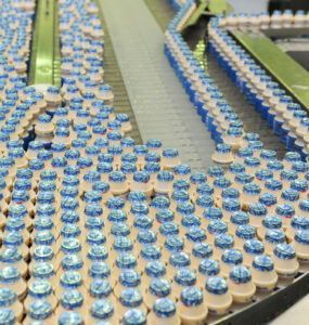 Yakult 40 light completa 10 anos de mercado
