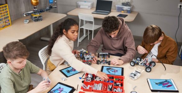 VIVA auxilia escolas no uso de tecnologia educacional