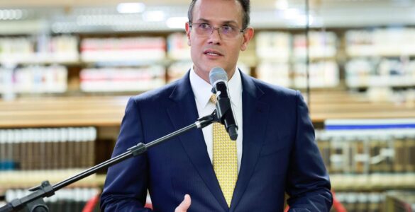 Manual orienta vítimas de fraudes bancárias no Brasil