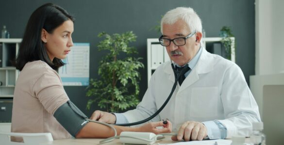 Entenda o papel do clínico médico no cuidado integral
