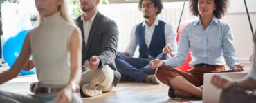 Meditação no trabalho: o que a ciência já comprova