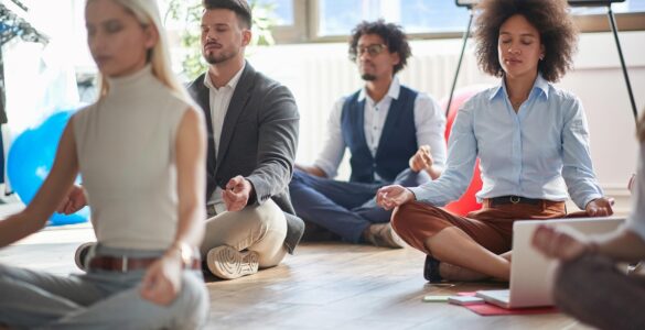 Meditação no trabalho: o que a ciência já comprova