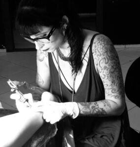 Projeto Renascer abre inscrições no mês do Tatuador