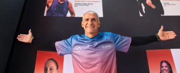 Huawei comemora um ano de loja com Vanderlei Cordeiro