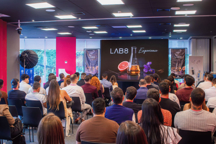Evento da LAB 8 reforça crescimento da perfumaria no Brasil