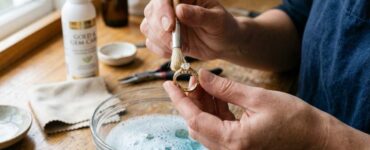 Ouro escurece? Especialista esclarece os mitos e verdades