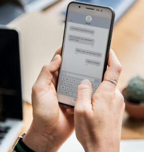 SMS se firma como base da comunicação empresarial